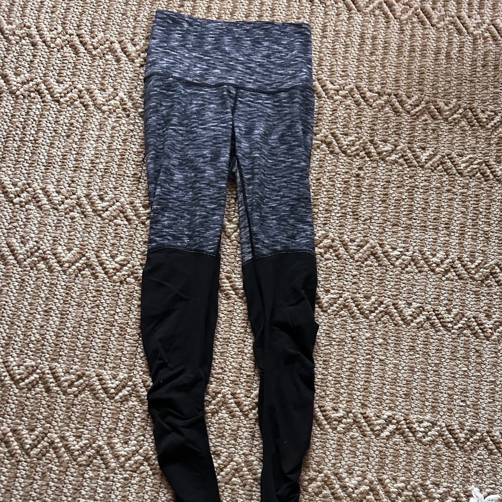 Lululemon Well Rounded Stirrup Legging size 4